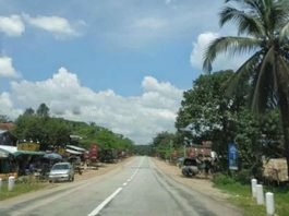 ရာဖူး-အလယ်စခန်းလမ်းပိုင်းတွင် ပြောင်းရွှေ့သွားလာနေသည့် စစ်ကြောင်းအဖွဲ့ကြောင့် ဒေသခံများ နေထိုင်သွားလာရေးမလုံခြုံ